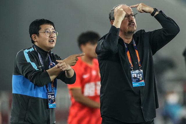 世体：巴萨很惊讶埃及征召哈姆扎参加世界杯 俱乐部将行使购买权