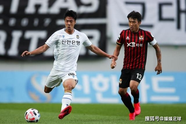 于根伟：我觉得我们并没有发挥出真实水平，球员现在压力越来越大