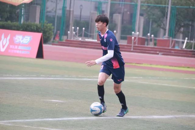 唐斯28分戈贝尔26+12 森林狼力克黄蜂4连胜