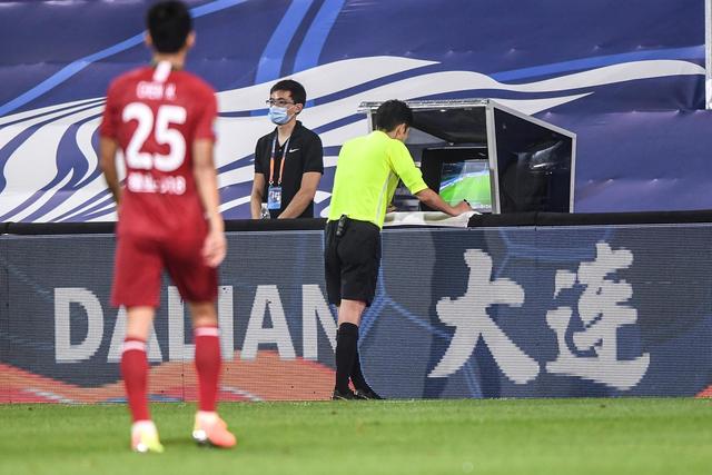 文班41+24卡鲁索31分 马刺双加时胜雷霆总分1-0